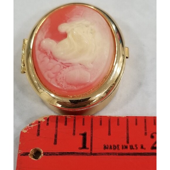 Mother and child cameo pill box - Picture 3 of 8